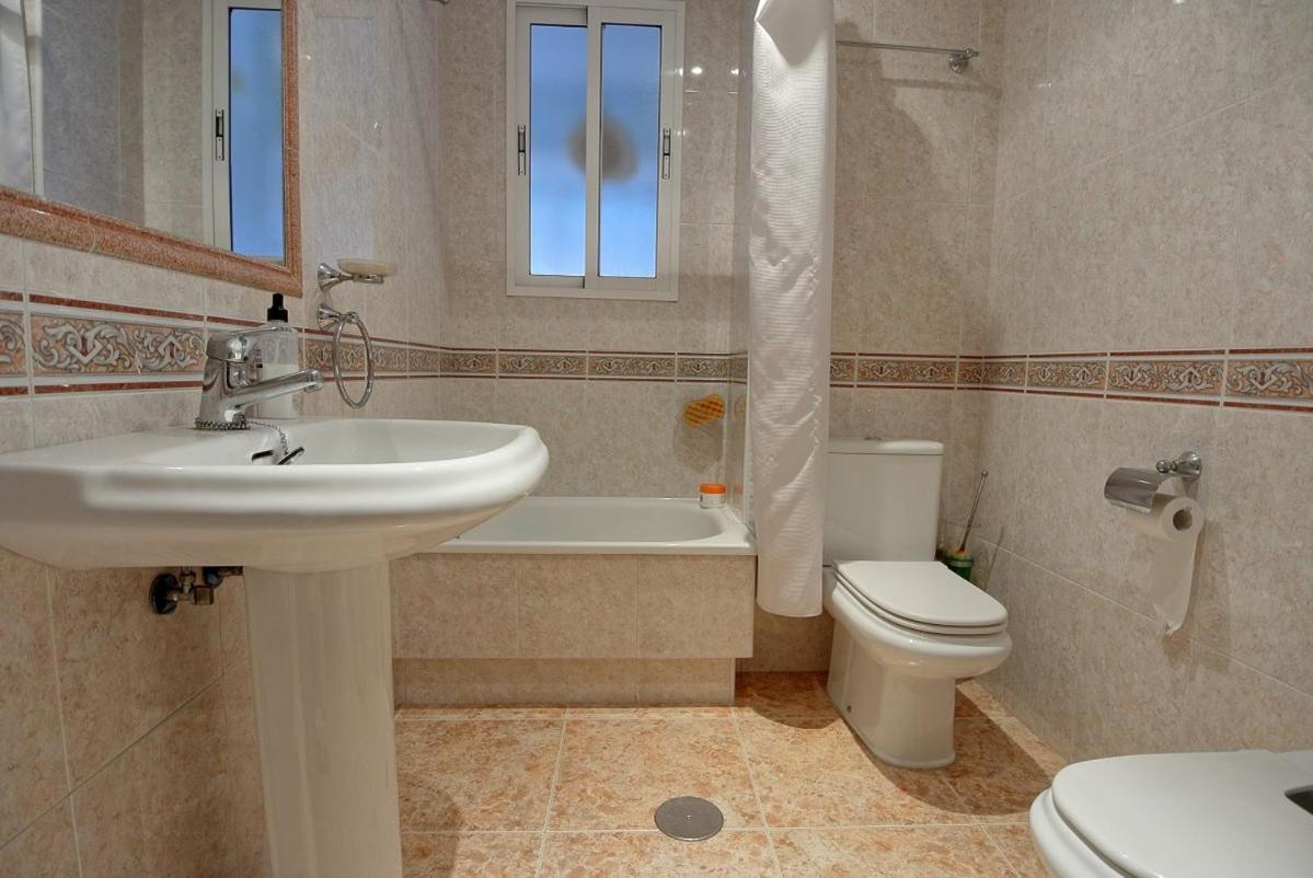 Rooms Tourist Apartment Huelva Buitenkant foto